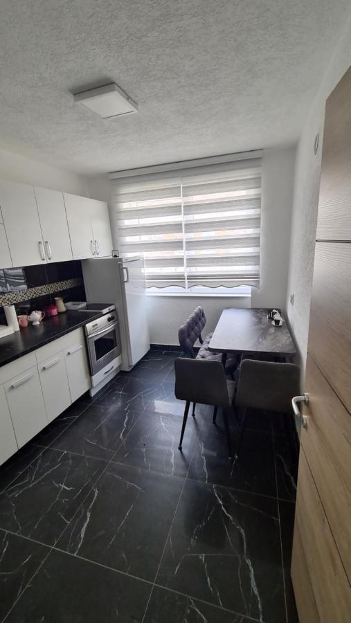 Galata Vip Apartment Novi Pazar Exteriör bild