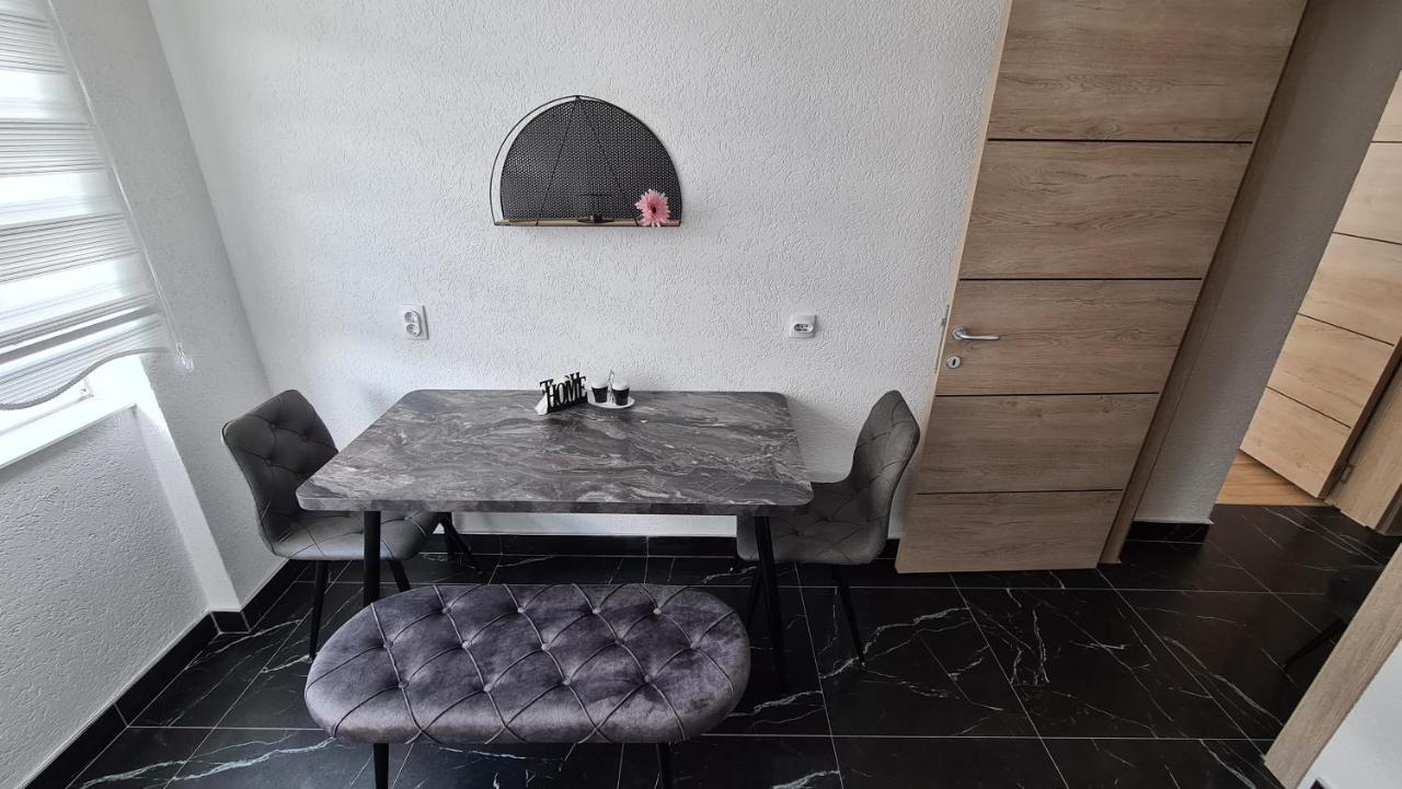 Galata Vip Apartment Novi Pazar Exteriör bild
